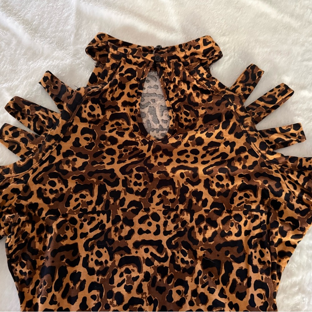 Venus Body Con Strappy Shoulder Cheetah Print Choker Neck Dress XS - Picture 8 of 8